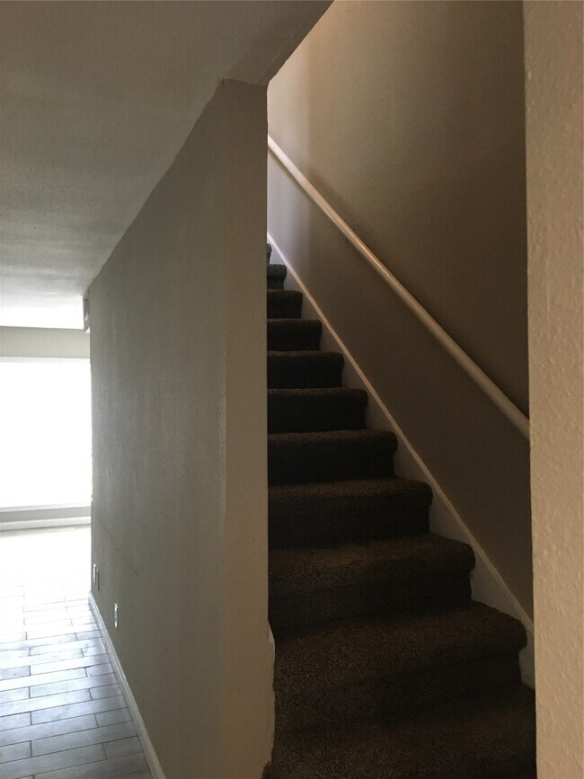 Photo - 6200 W Tidwell Rd Unidad 806