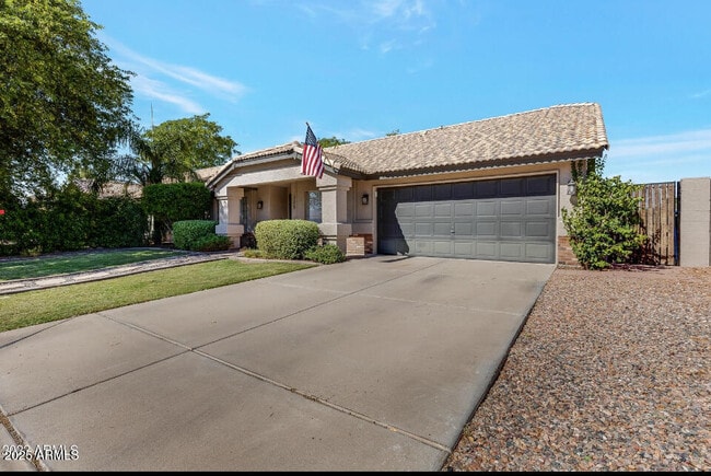 Photo - 725 S Cheri Lynn Dr House