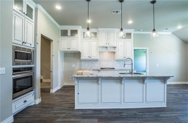 Photo - 2609 Foxglove Ln