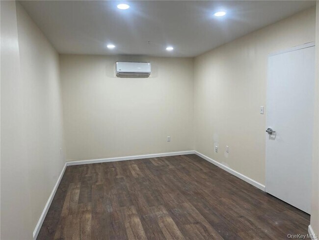 Photo - 45 Front St Unidad 3C