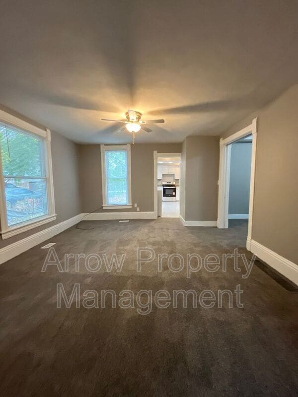 Photo - 445 N 25th St Unidad 1