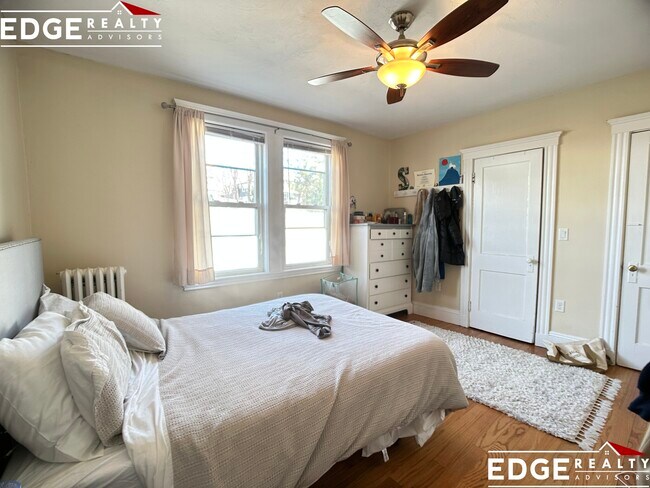 Photo - 54 Atkins St