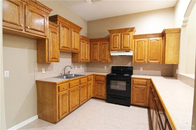 Photo - 15 Fourth N St