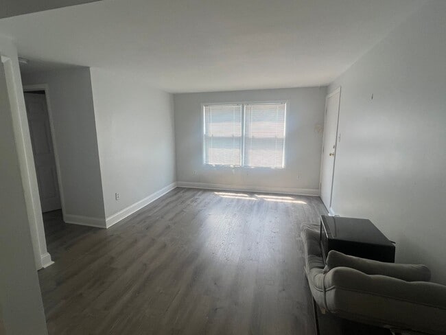 Photo - Ferry Street Flats