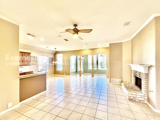 Photo - 2840 S Serrano