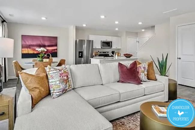 Photo - 1412 Maltese Ln