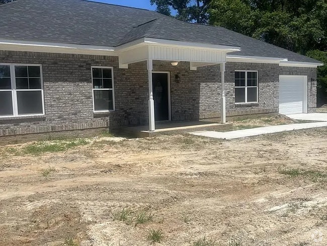 Building Photo - 3413 US-15 Rental