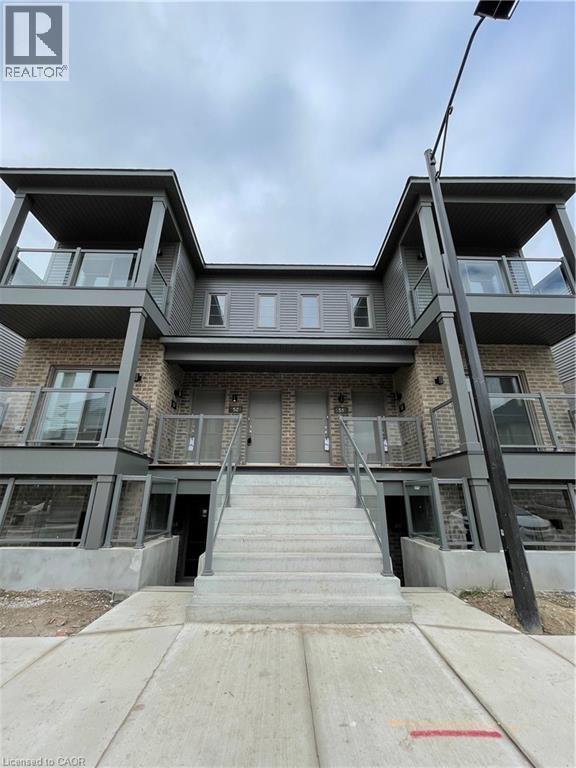 Photo - 205 W Oak Trl