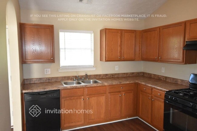 Photo - 485 Rosewood Cir