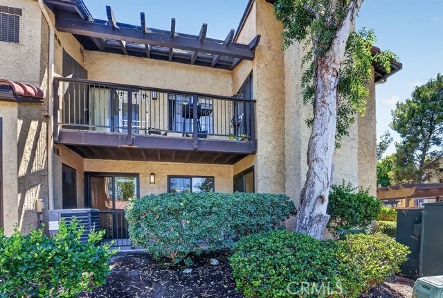 Building Photo - 25661 Indian Hill Ln Unit F