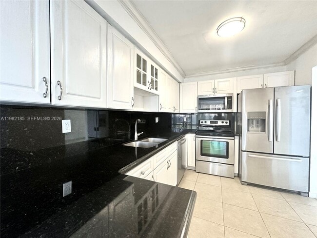 Building Photo - 5900 SW 127th Ave Unit 3113