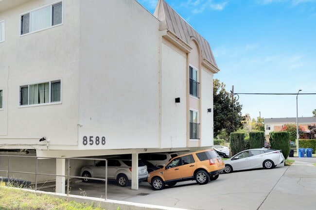 Photo - Horner Luxury Investments LLC