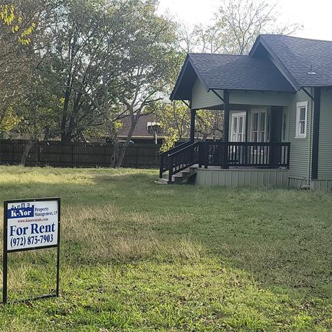 Photo - 410 SW 3rd St