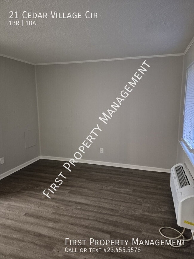 Photo - 21 Cedar Village Cir