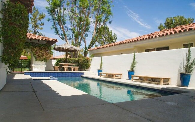 Building Photo - 79695 Mandarina Rental