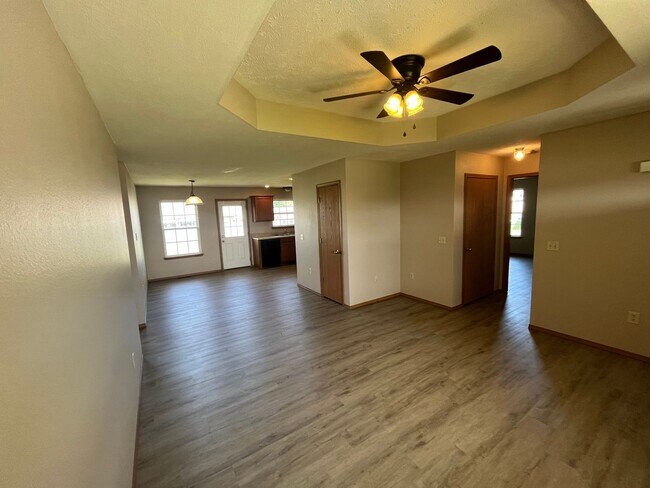 Photo - 201 N Christopher Ln