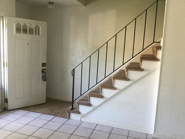 Photo - 3 BED / 2.5 BATH TOWNHOME