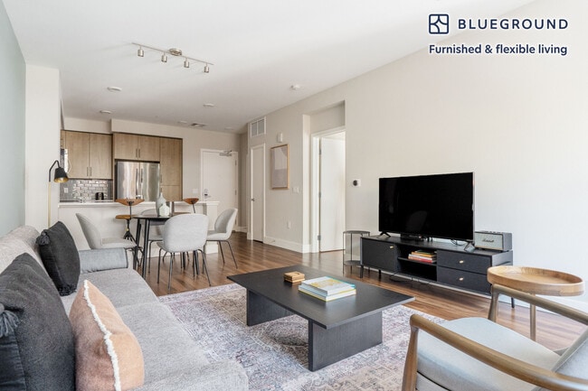 Photo - 388 E Evelyn Ave Unidad FL2-ID1444