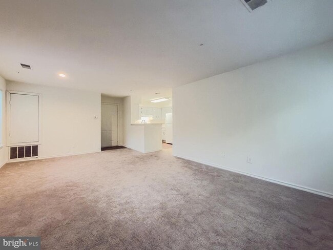 Building Photo - 18520 Boysenberry Dr Unit 230