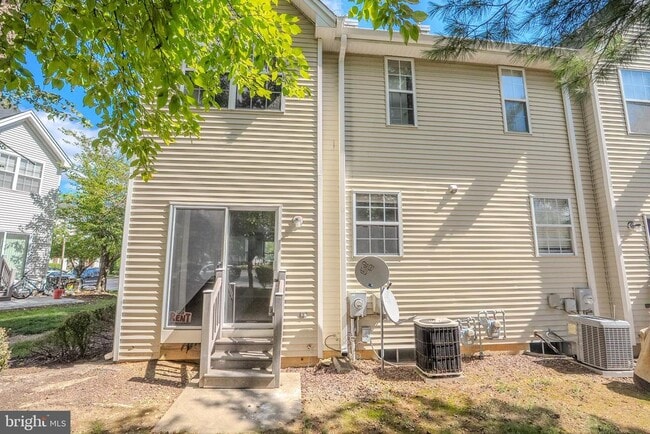 Photo - 1311 Blossom Cir