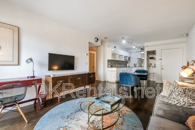 Photo - 199 14th St NE