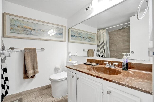 Photo - 2017 S Ocean Dr Unit 205