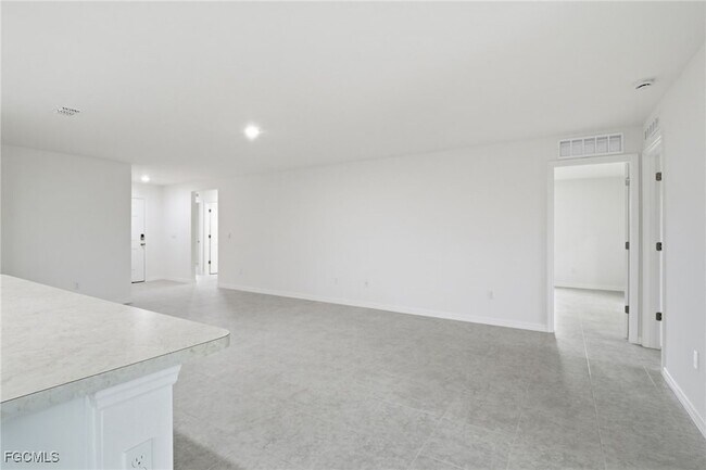 Photo - 3418 20th St SW