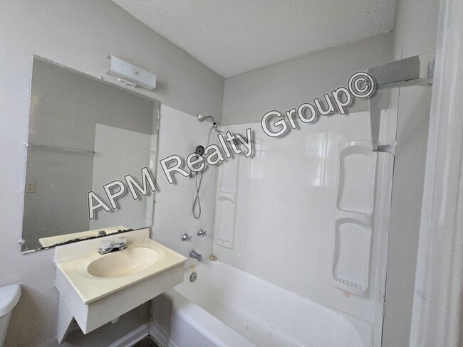 Photo - 320 S Beltline Blvd
