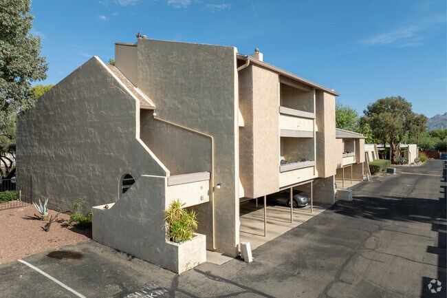 Photo - Riverview Condominiums