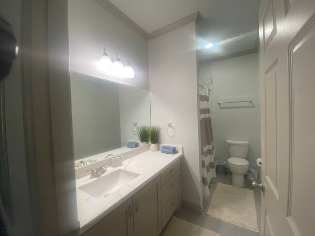 Photo - Corporate Lease- Fully Furnished; All Bill...