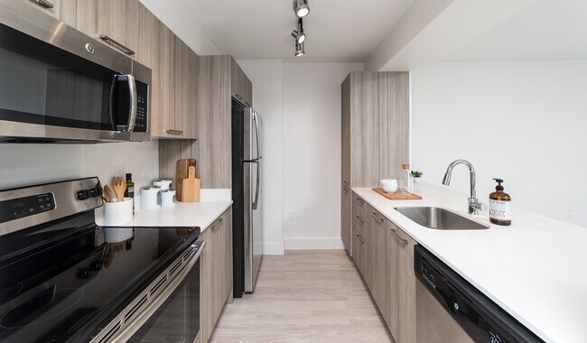 Premier kitchens are thoughtfully designed with upgraded finishes - Bay Parc