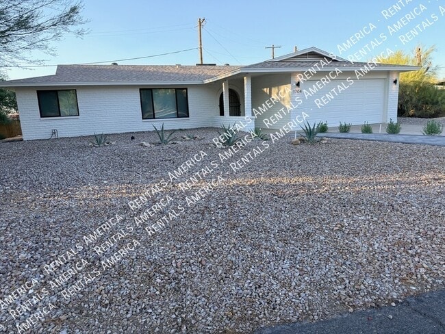 Photo - 1704 E Pickrell Dr