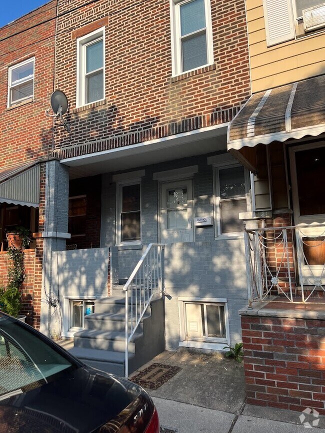 Building Photo - 2343 S Bucknell St Rental