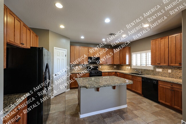Photo - 26462 N 165th Dr