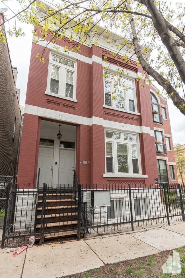 Building Photo - 2702 W Thomas St Rental