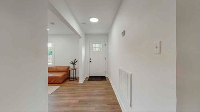 Photo - 202 Caldwell Dr