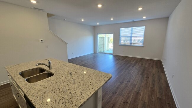 Photo - 209 Kenoot Dr
