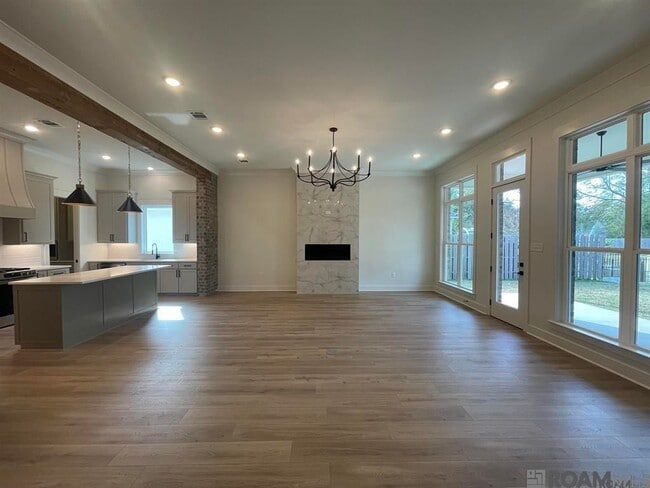 Photo - 1119 Camellia Wy