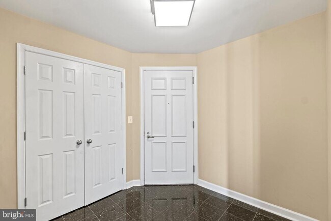 Photo - 100 Harborview Dr Unit 1014