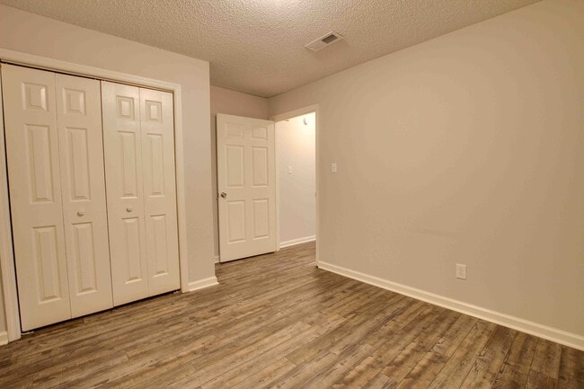 Photo - 403 Rooks St NW Unit A