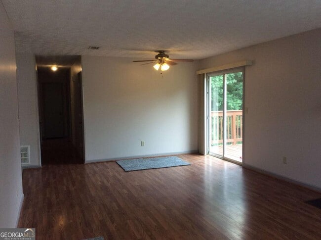 Photo - 2882 Silver Maple Ct