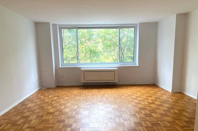 Photo - 250 S End Ave Condo
