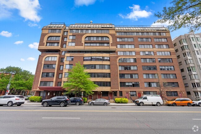 Building Photo - 1245 13th St NW Unit 600 Rental