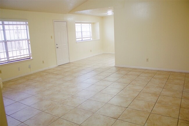 Photo - 16326 Quail Pl Dr