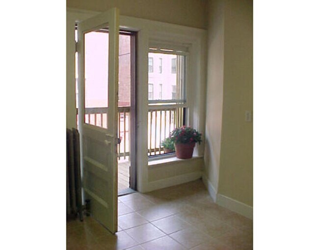 Photo - MBTA GL-B @ Harvard Ave Allston 2-BED