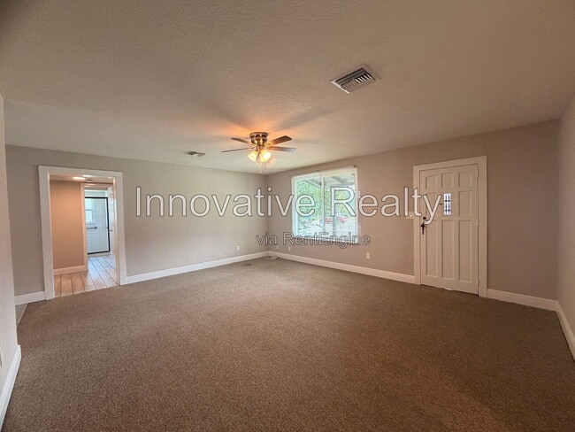 Photo - 144 N Park Ave