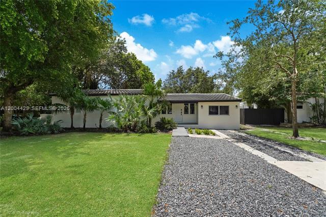 Building Photo - 5830 SW 51st St