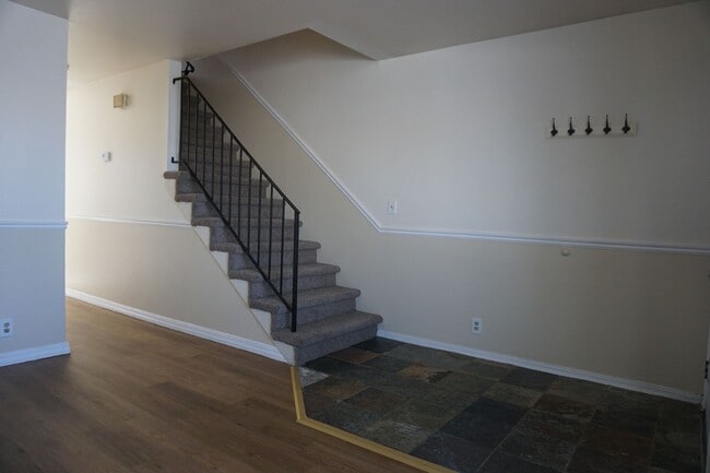Photo - West Jordan 5 Bedroom Townhome