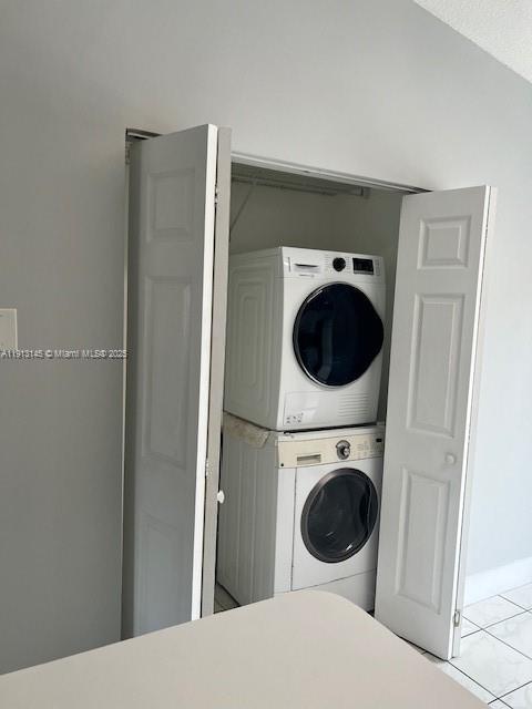 Photo - 3375 W 76th St Unidad 238