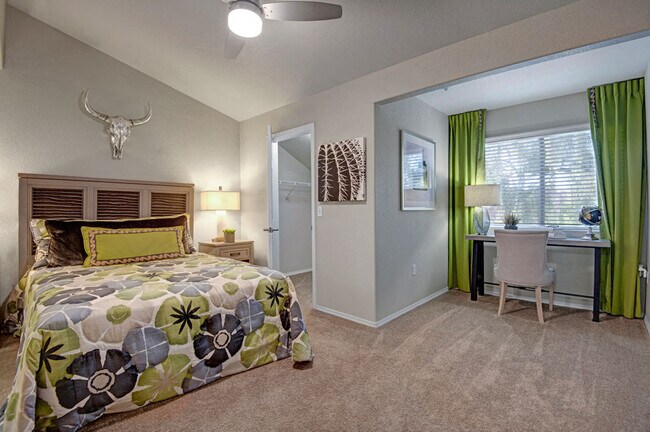 The Catherine Townhomes at Scottsdale For Rent in